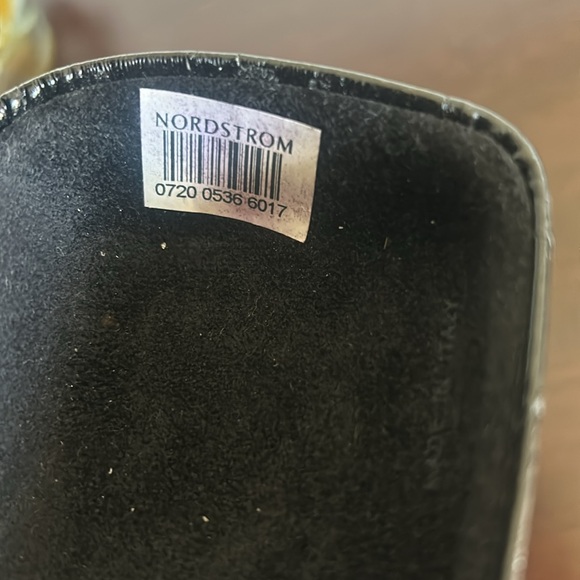 CHANEL sunglasses, tortoise Shell excellent condition - Picture 6 of 6